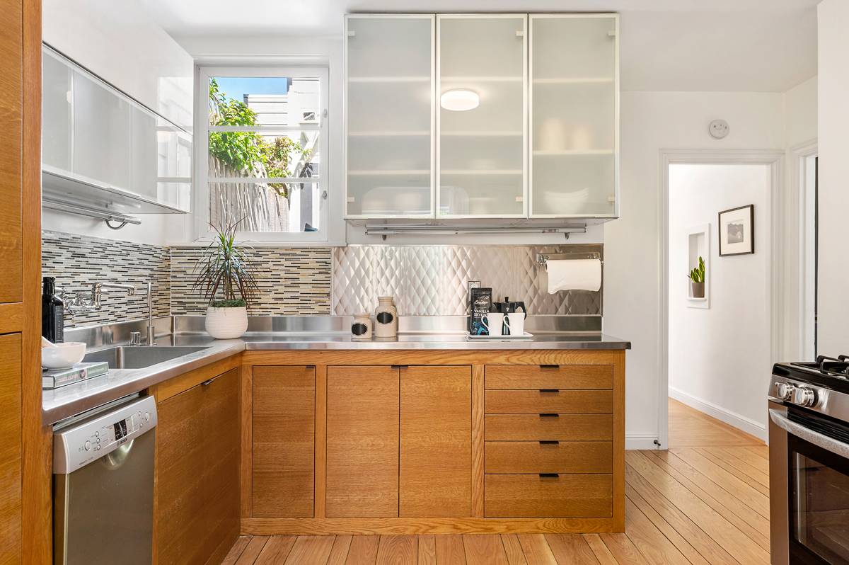 160 Santa Marina St, San Francisco, CA 94110 Bernal Heights Home for Sale Top SF Realtor Listing Agent Danielle Lazier Vivre Real Estate (10)