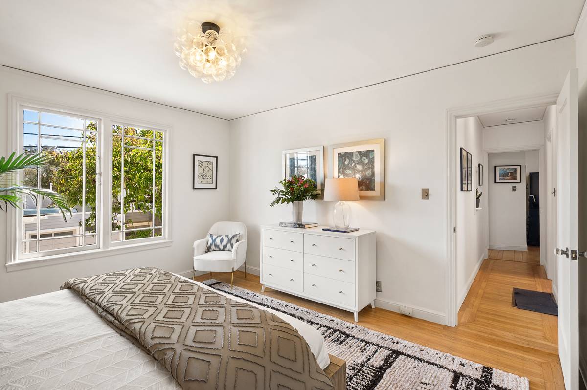 160 Santa Marina St, San Francisco, CA 94110 Bernal Heights Home for Sale Top SF Realtor Listing Agent Danielle Lazier Vivre Real Estate (17)