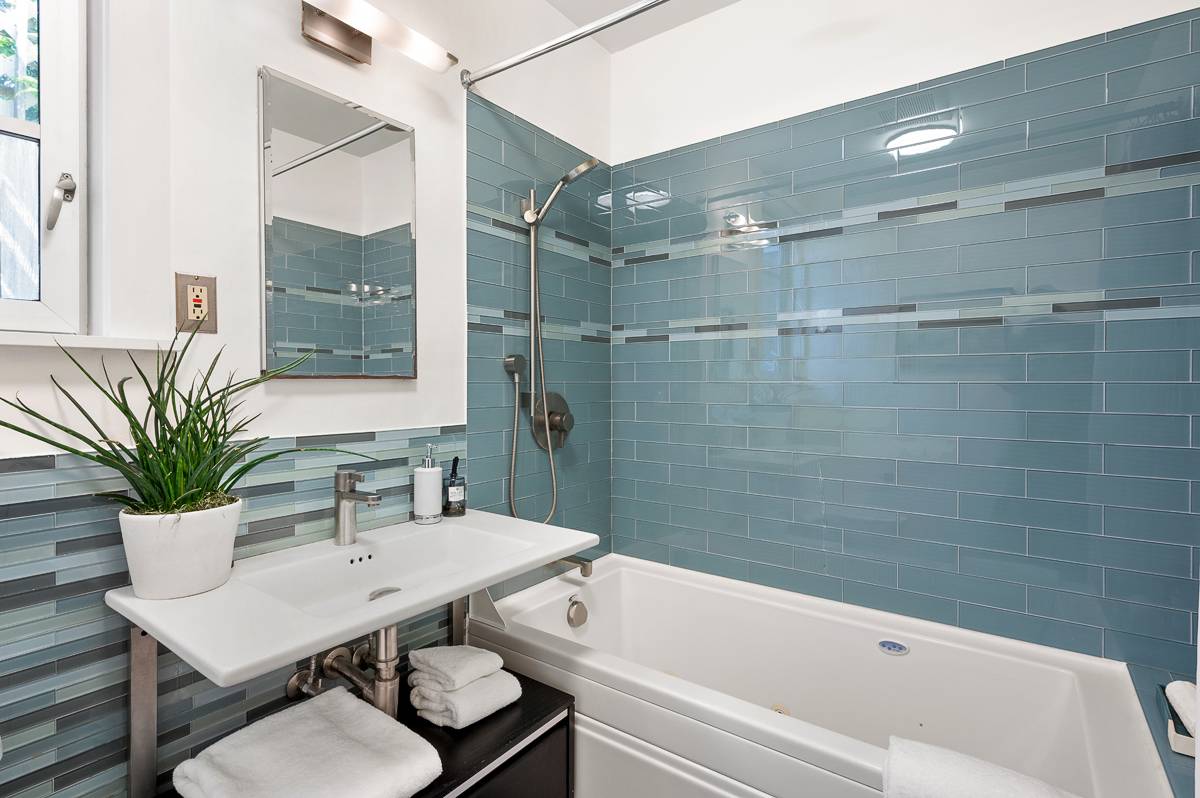 160 Santa Marina St, San Francisco, CA 94110 Bernal Heights Home for Sale Top SF Realtor Listing Agent Danielle Lazier Vivre Real Estate (19)
