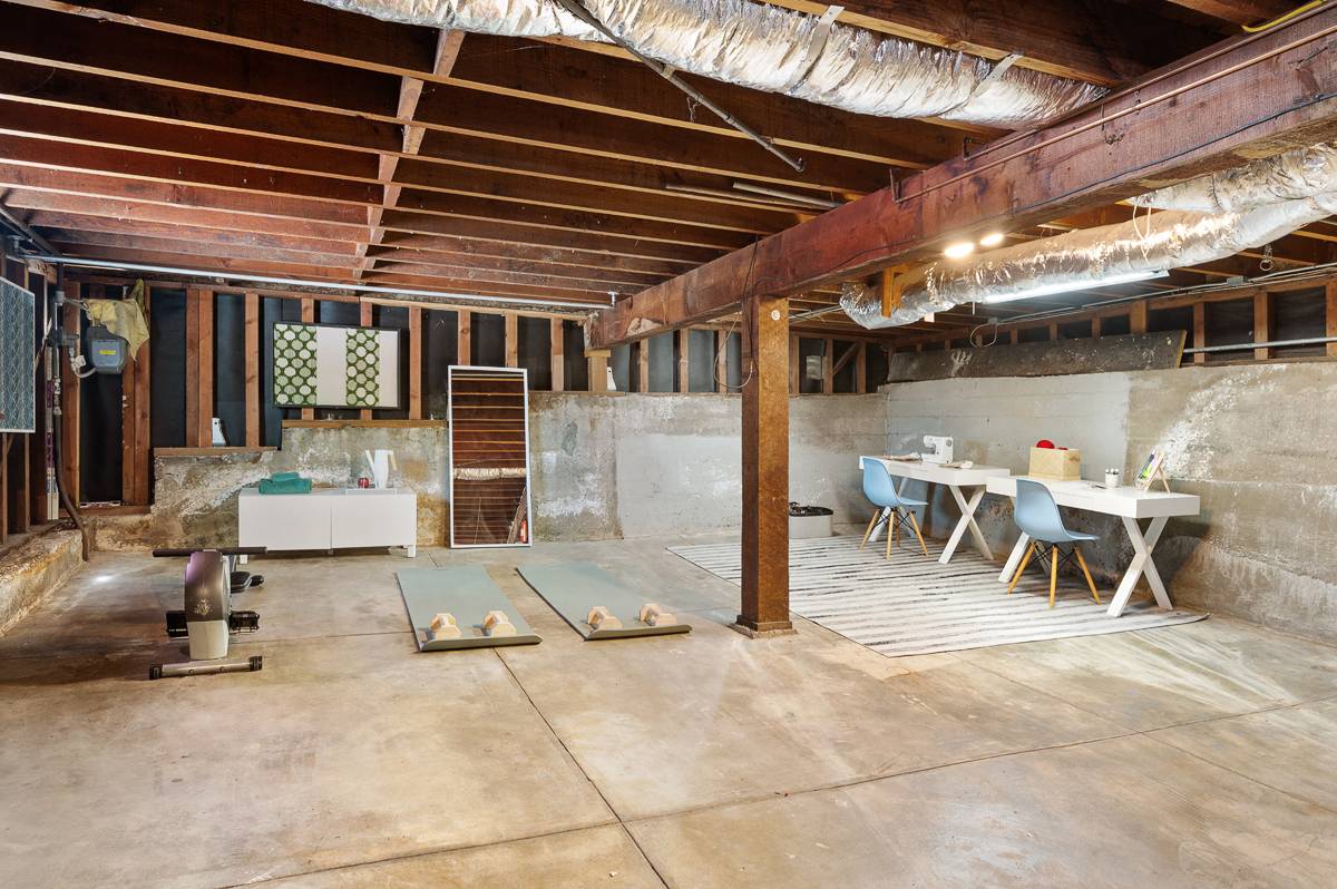160 Santa Marina St, San Francisco, CA 94110 Bernal Heights Home for Sale Top SF Realtor Listing Agent Danielle Lazier Vivre Real Estate (24)