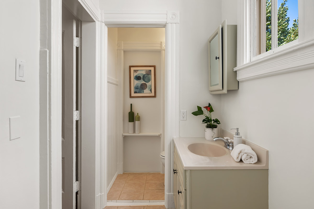 3380 22nd St, San Francisco, CA 94110 victorian condo noe valley mission top SF realtor danielle lazier vivre (20)