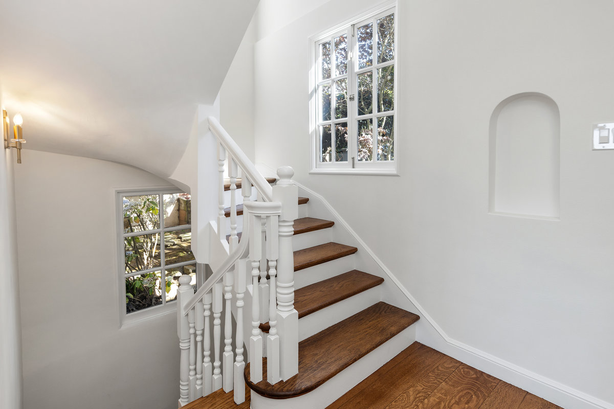 184 Maywood Dr, San Francisco, CA 94127 listed by Danielle Lazier top real estate agent vivre realtors (18)