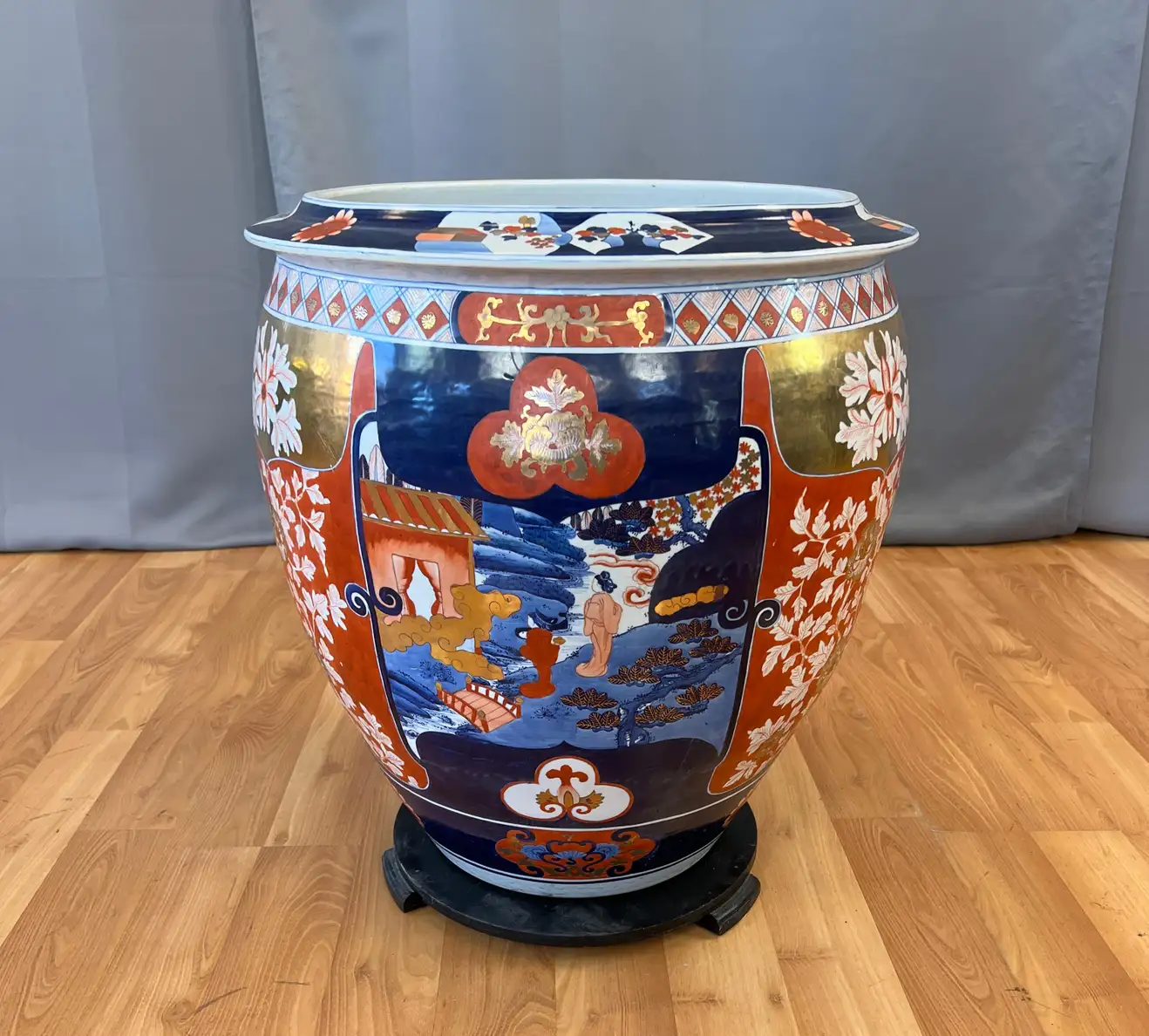 Image of Hand Painted Japanese Vase from pre 1920s from the Past Perfect antique store