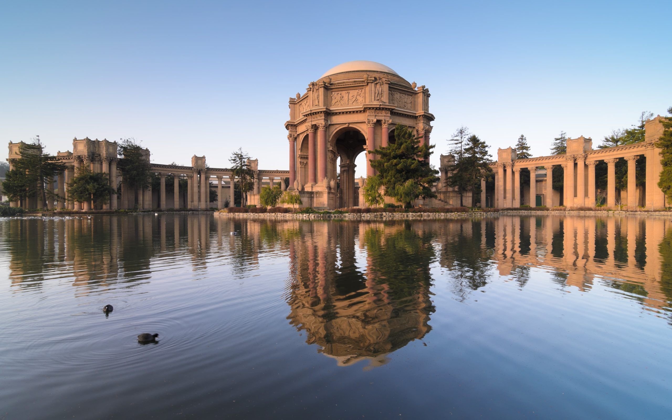 San Francisco’s famed Greco Roman style Palace of Fine Arts building reflecting in the lake