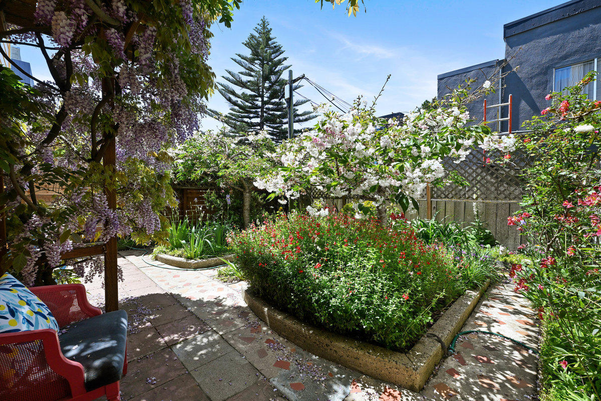 1516 Alabama St Bernal Heights home for sale by top listing agent sf realtor Danielle Lazier Vivre Real Estate (16)
