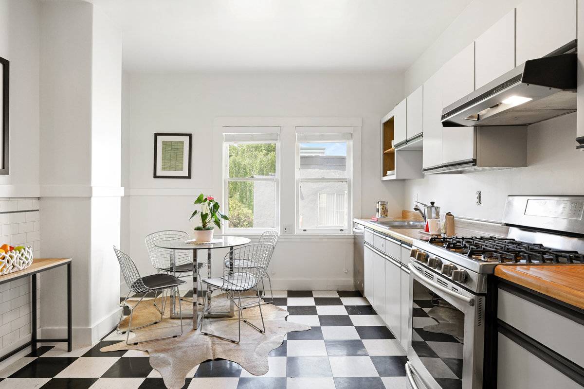 1516 Alabama St Bernal Heights home for sale by top listing agent sf realtor Danielle Lazier Vivre Real Estate (8)