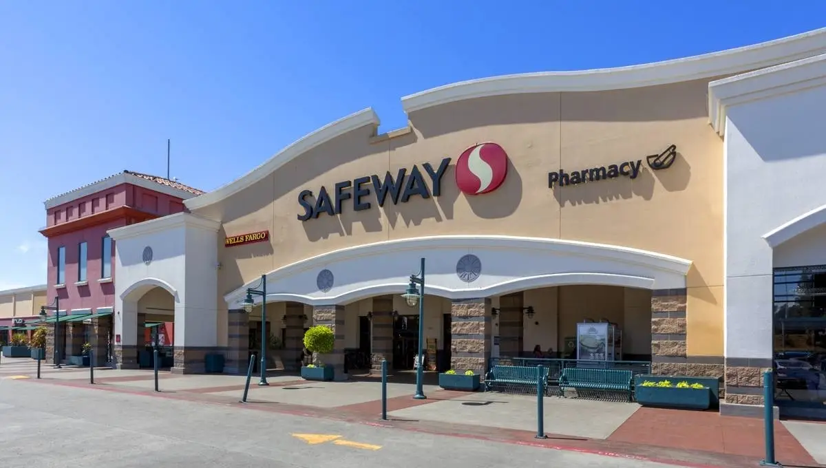 View from parking lot of Safeway storefront at Potrero Center