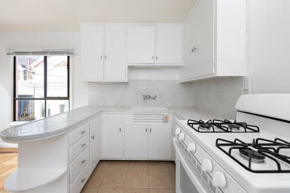 275 Mullen Ave San Francisco CA 94110 bernal heights home for sale top SF realtors Danielle Lazier Vivre real estate agents (10)