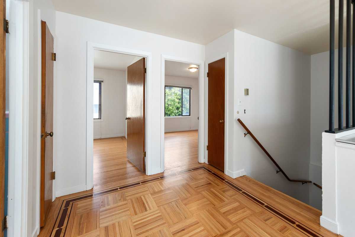 275 Mullen Ave San Francisco CA 94110 bernal heights home for sale top SF realtors Danielle Lazier Vivre real estate agents (11)