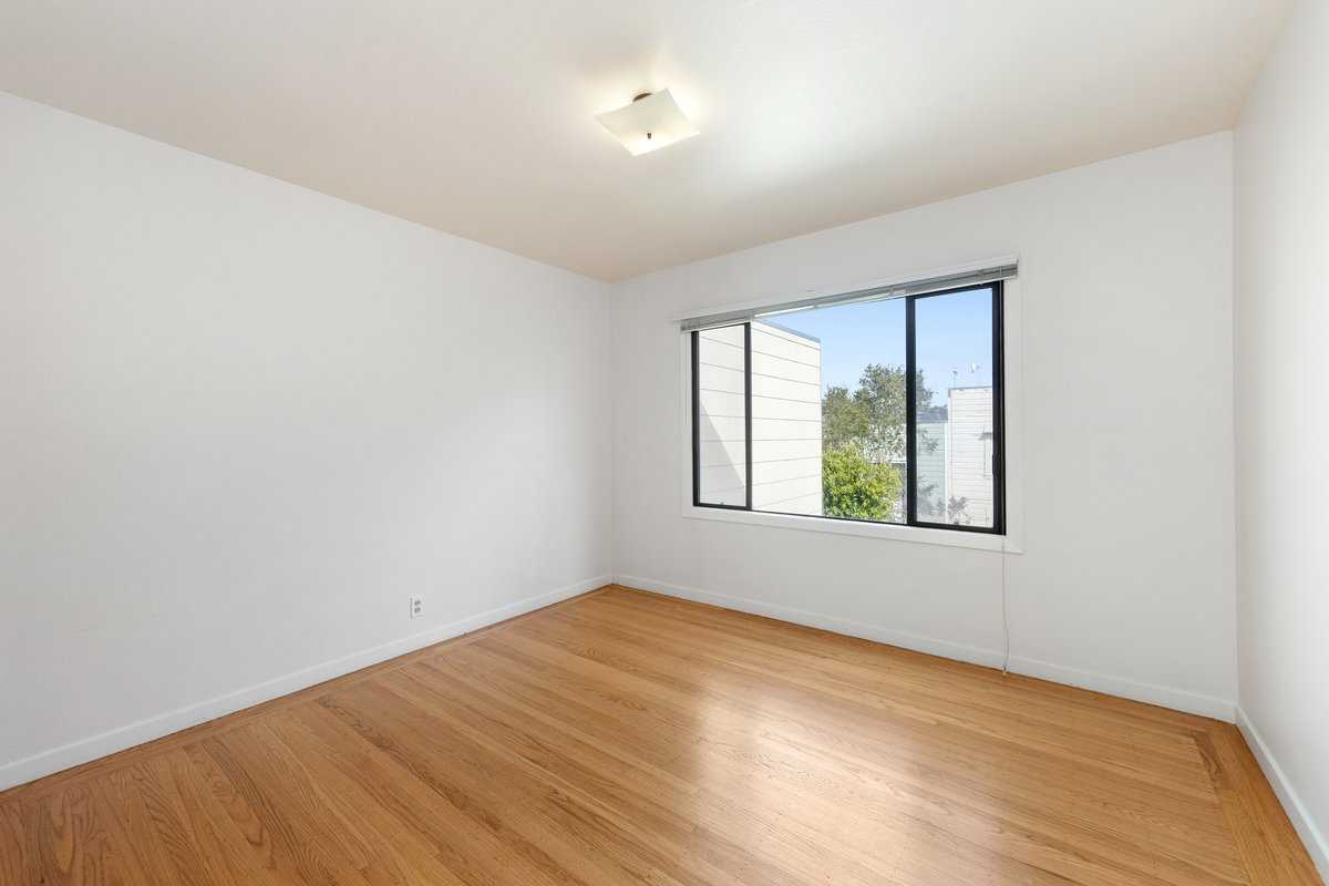 275 Mullen Ave San Francisco CA 94110 bernal heights home for sale top SF realtors Danielle Lazier Vivre real estate agents (12)