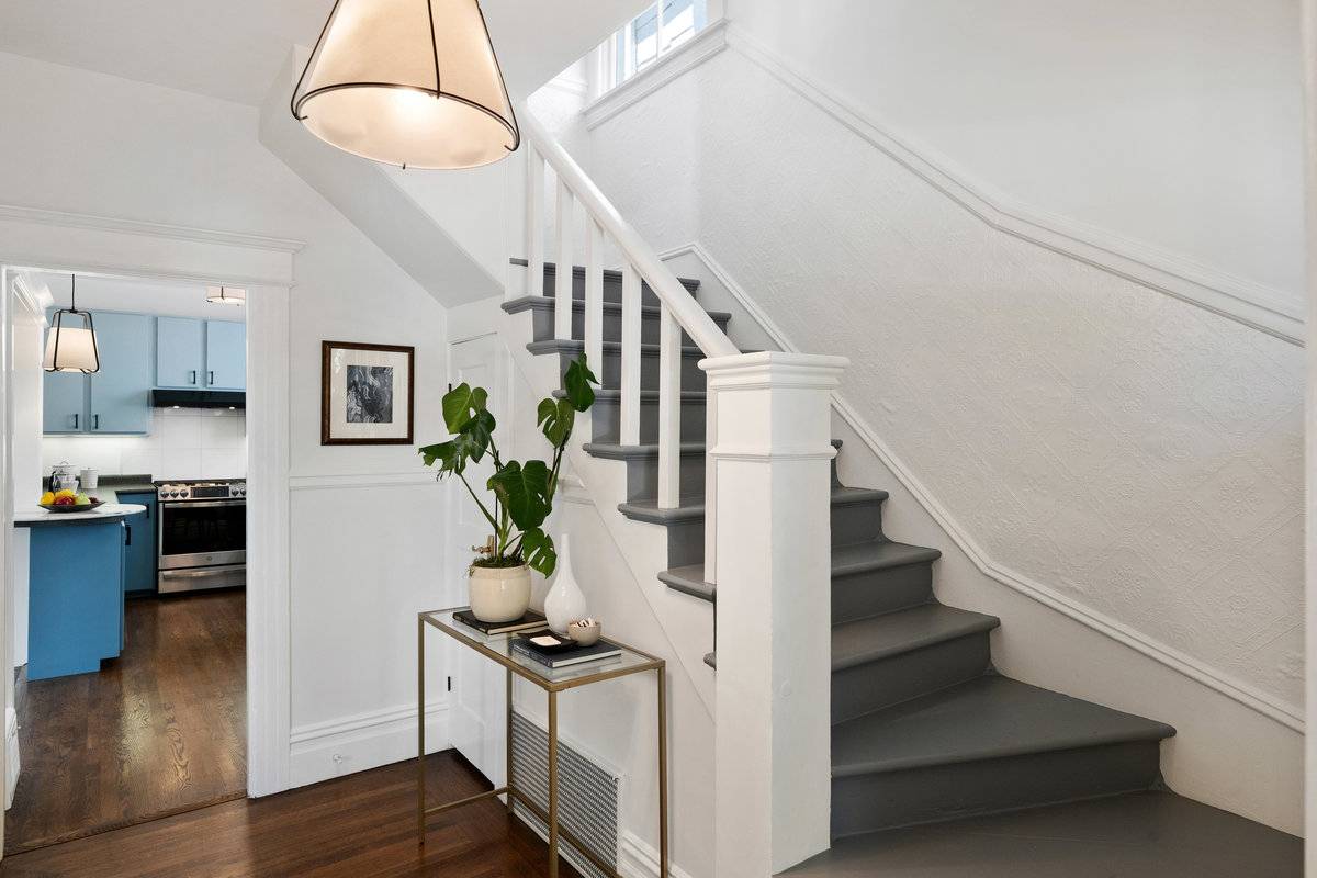 280 Andover St, San Francisco, CA 94110 Bernal Heights Victorian home for sale by best SF realtor agents Danielle Lazier Vivre Real Estate (10)