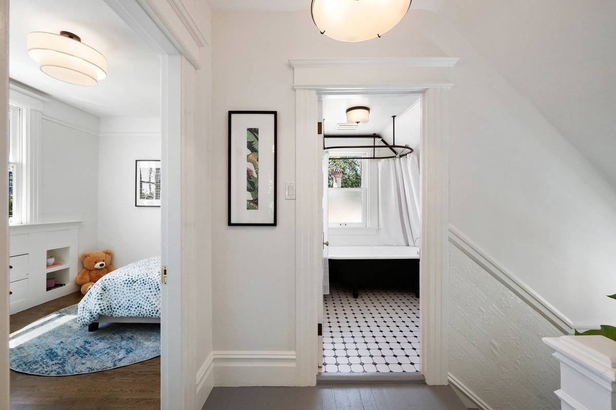 280 Andover St, San Francisco, CA 94110 Bernal Heights Victorian home for sale by best SF realtor agents Danielle Lazier Vivre Real Estate (11)