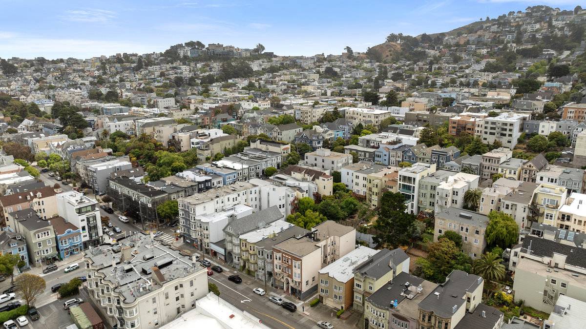 531 535 Frederick St San Francisco CA cole valely investment property 3 unit edwardian building for sale by top SF listing agent best realtor danielle lazier vivre (9)
