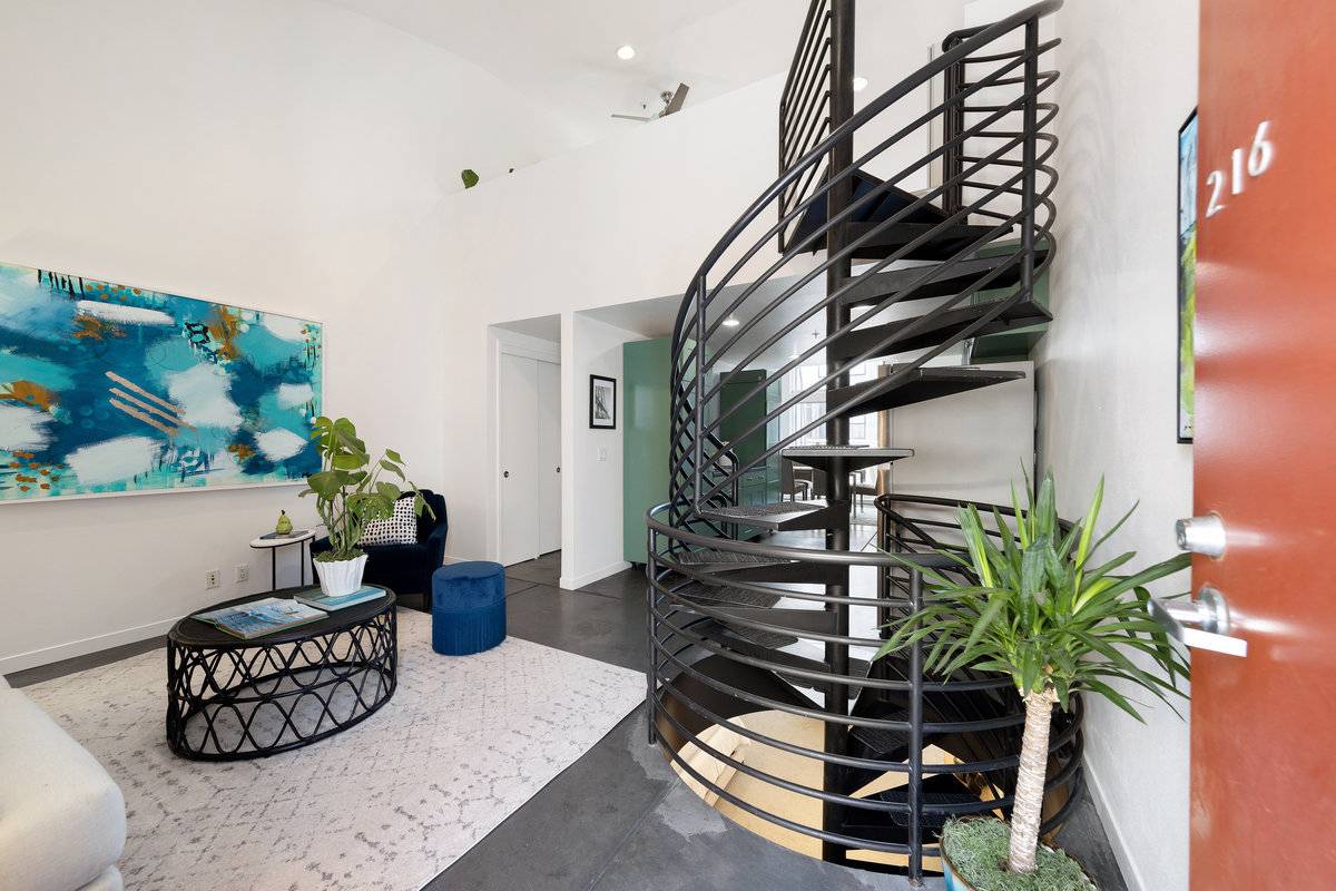 2002 3rd St #216, San Francisco, CA 94107 dogpatch waterfront live work loft condo for sale top sf realtor listing agent danielle lazier vivre (2)