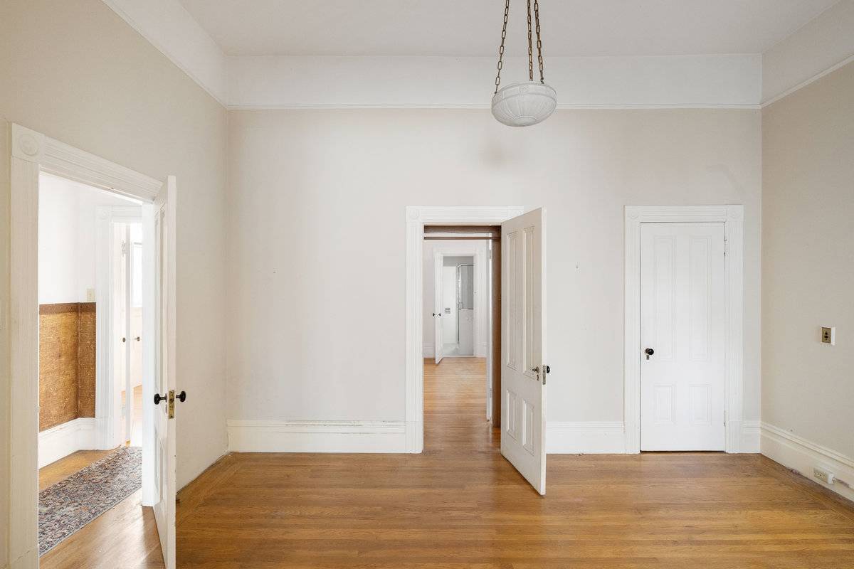258 260 Jersey St, San Francisco, CA 94114 noe valley duplex investment property home for sale by top sf realtors danielle lazier vivre real estate agents (17)