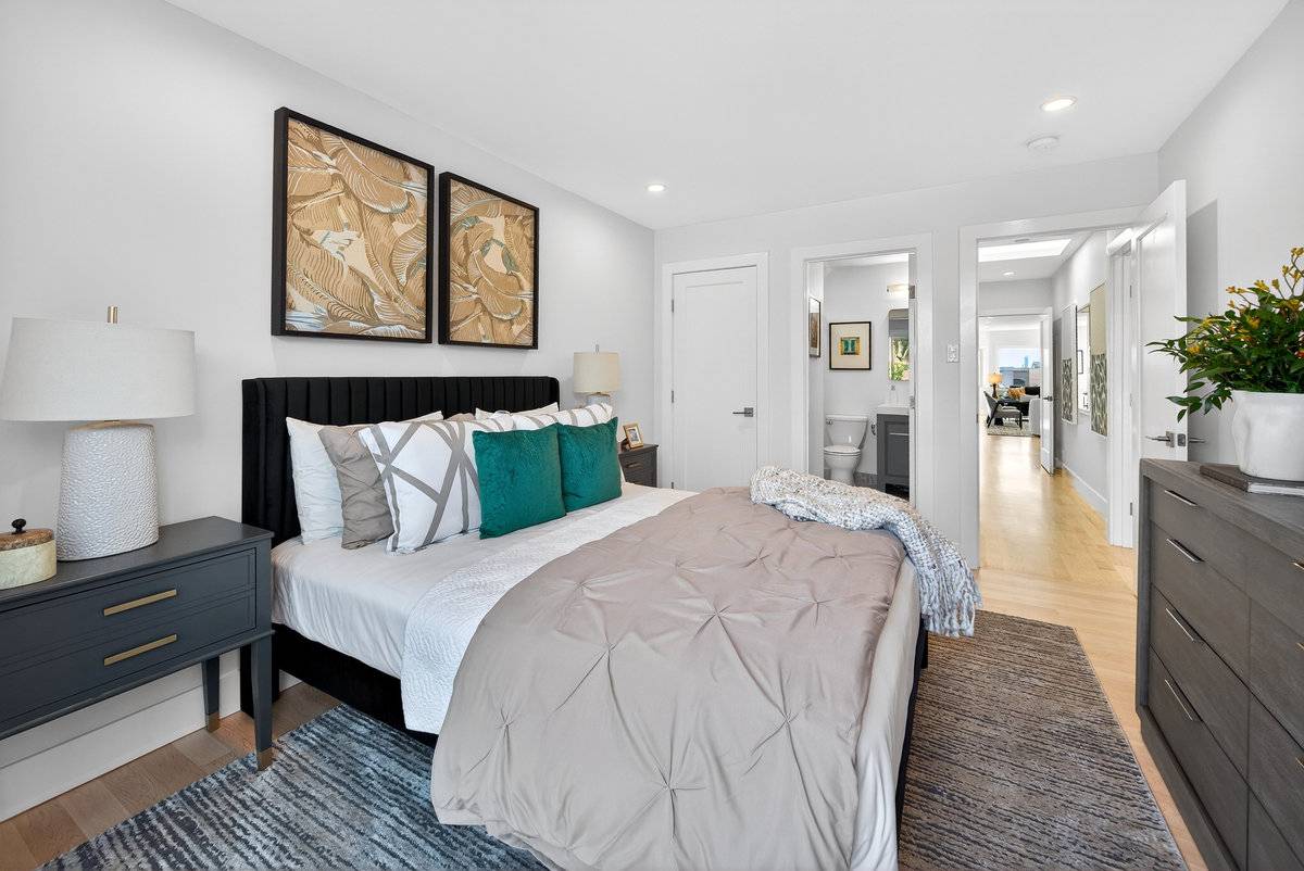 54 Marston Ave, San Francisco, CA 94112 Sunnyside home for sale property listing by top realtor agents Danielle Lazier Vivre Real Estate (20)