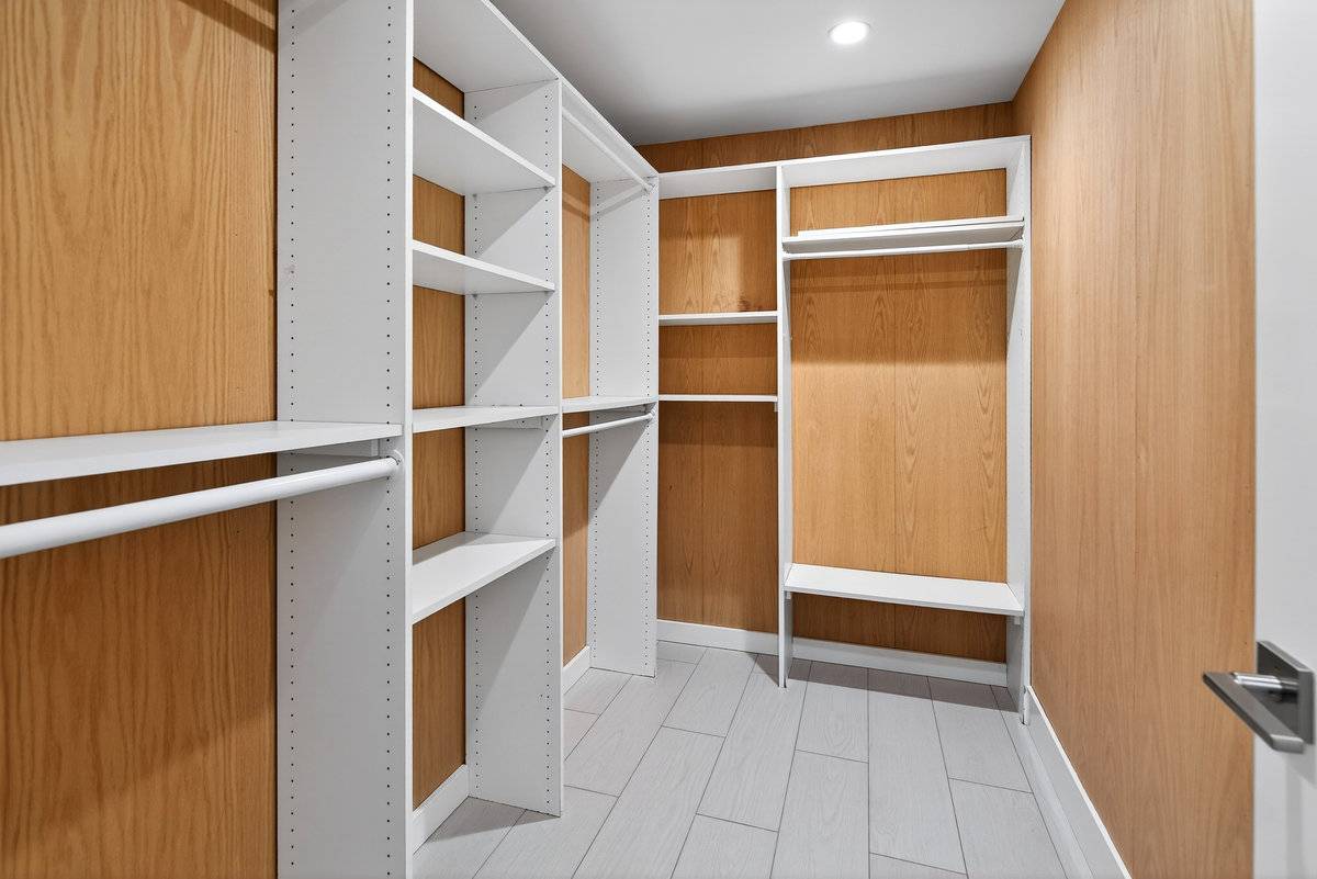 54 Marston Ave, San Francisco, CA 94112 Sunnyside home for sale property listing by top realtor agents Danielle Lazier Vivre Real Estate (33)