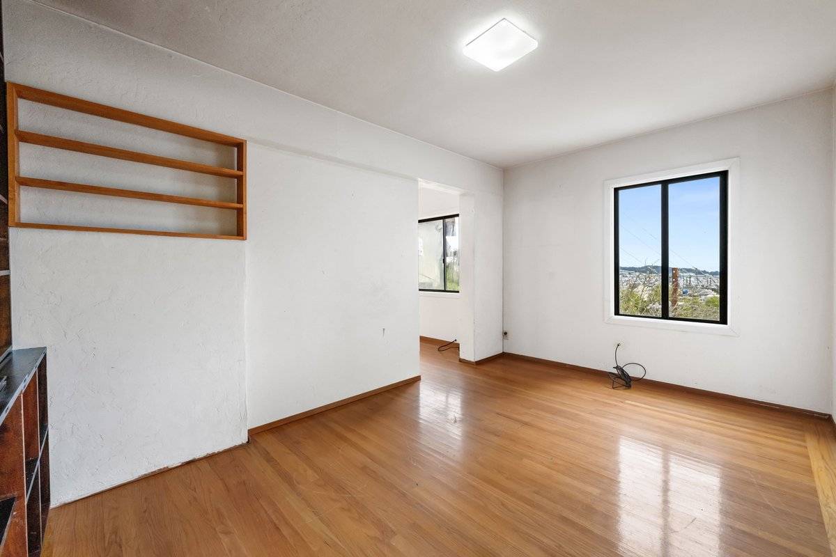 201 Molimo Dr, San Francisco, CA 94127 miraloma park home for sale top SF realtor listing agent danielle lazier vivre real estate (22)