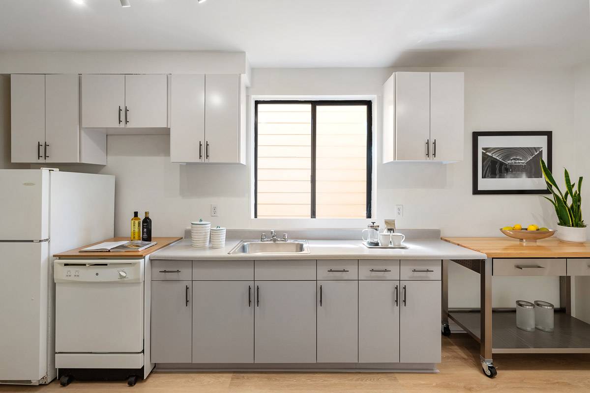 535 40th Ave, San Francisco, CA 94121 outer richmond home for sale by danielle lazier vivre real estate top best sf realtor agents (48)