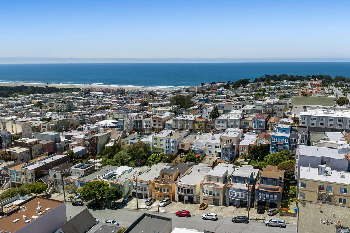 535 40th Ave, San Francisco, CA 94121 outer richmond home for sale by danielle lazier vivre real estate top best sf realtor agents (57)