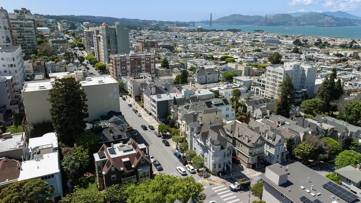 1815 Vallejo St, San Francisco, CA 94123 luxury home for sale pacific heights mansion top sf realtor danielle lazier vivre real estate (1)