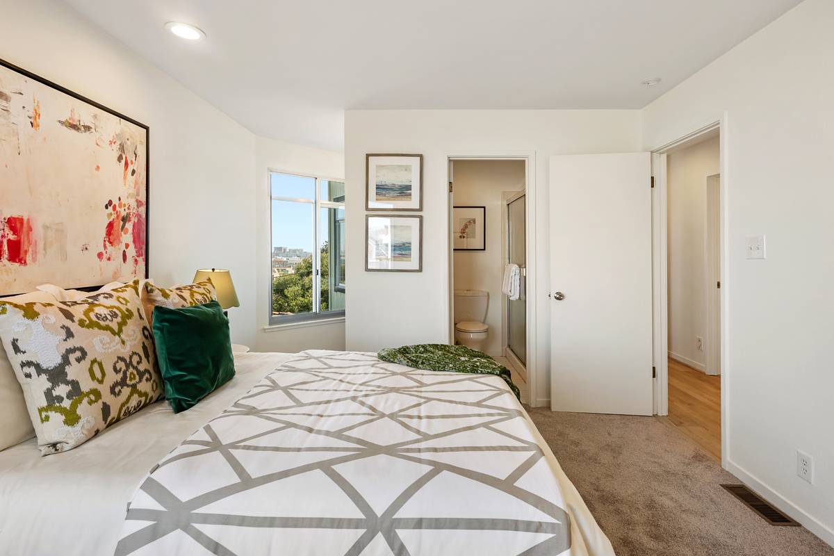 450 San Bruno Ave #2, San Francisco, CA 94110 Potrero Hill Home for Sale Top SF Realtor Best Listing Agent Danielle Lazier Vivre Real Estate (19)