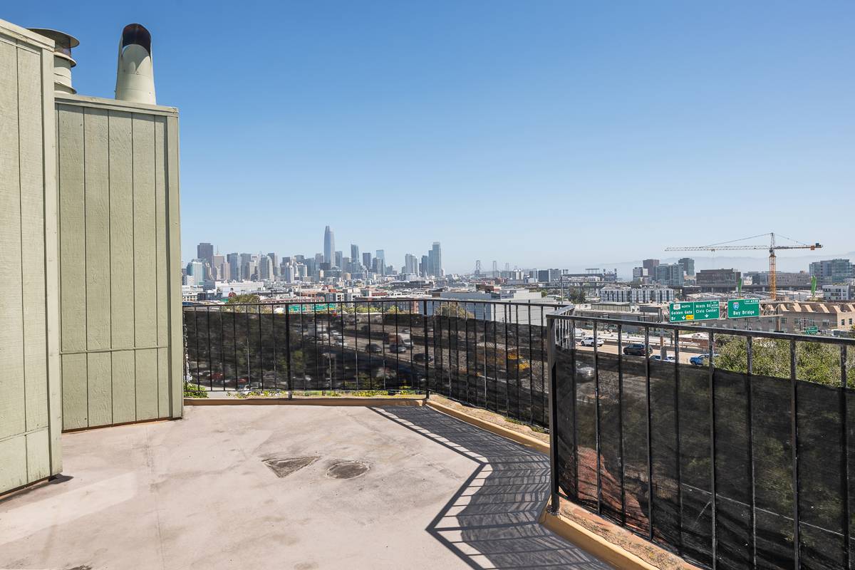 450 San Bruno Ave #2, San Francisco, CA 94110 Potrero Hill Home for Sale Top SF Realtor Best Listing Agent Danielle Lazier Vivre Real Estate (24)