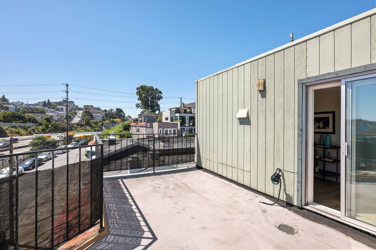 450 San Bruno Ave #2, San Francisco, CA 94110 Potrero Hill Home for Sale Top SF Realtor Best Listing Agent Danielle Lazier Vivre Real Estate (26)