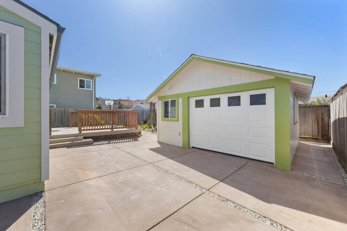 44 Carmel Ave, Pacifica, CA 94044 home for sale top sf bay area listing agent danielle lazier vivre real estate realtors (53)