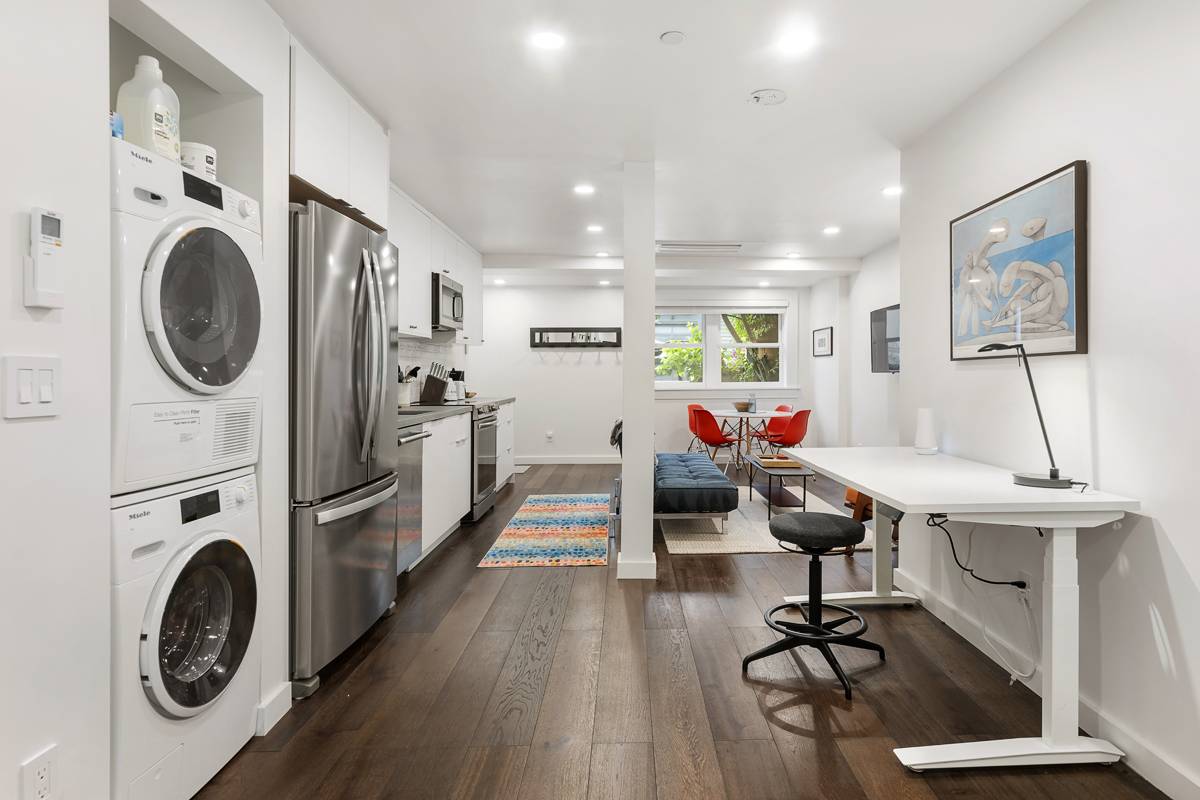 428 27th St Unit A, San Francisco, CA 94131 Noe Valley Modern Victorian Apartment with Private Entrance for Rent (17)