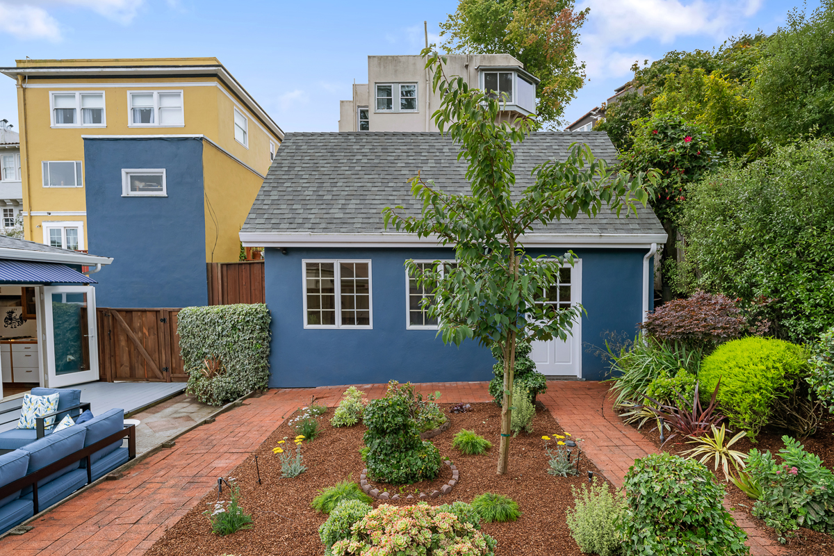 1985 8th Ave, San Francisco, CA 94116 best sf realtor agent danielle lazier vivre (27)