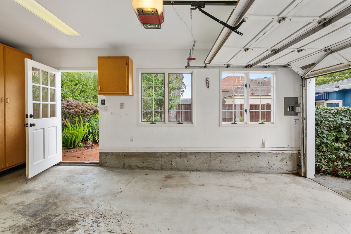 1985 8th Ave, San Francisco, CA 94116 best sf realtor agent danielle lazier vivre (28)