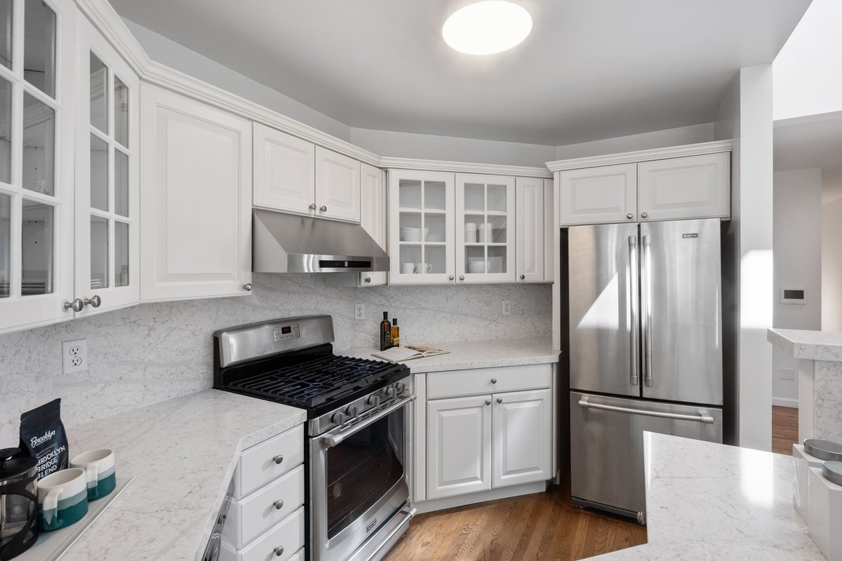 3812A 24th St, San Francisco, CA 94114 Noe Valley condo for sale top SF realtor agent Danielle Lazier Vivre Real Estate (9)