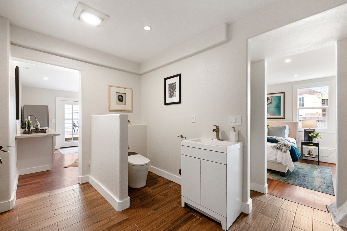 4351 Ulloa St, San Francisco, CA 94116 outer parkside home for sale top sf realtor danielle lazier vivre real estate agents (18)