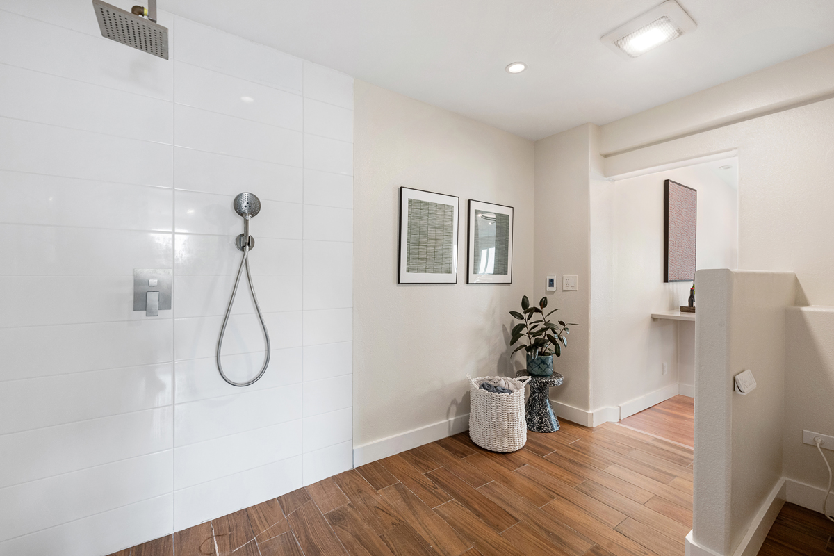 4351 Ulloa St, San Francisco, CA 94116 outer parkside home for sale top sf realtor danielle lazier vivre real estate agents (19)